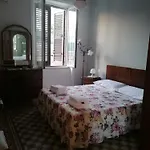Battisti 18 Vintage Maison d'hôtes Palerme