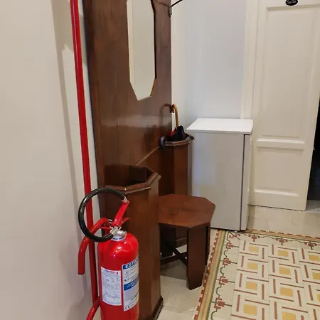Battisti 18 Vintage Pensionat Palermo